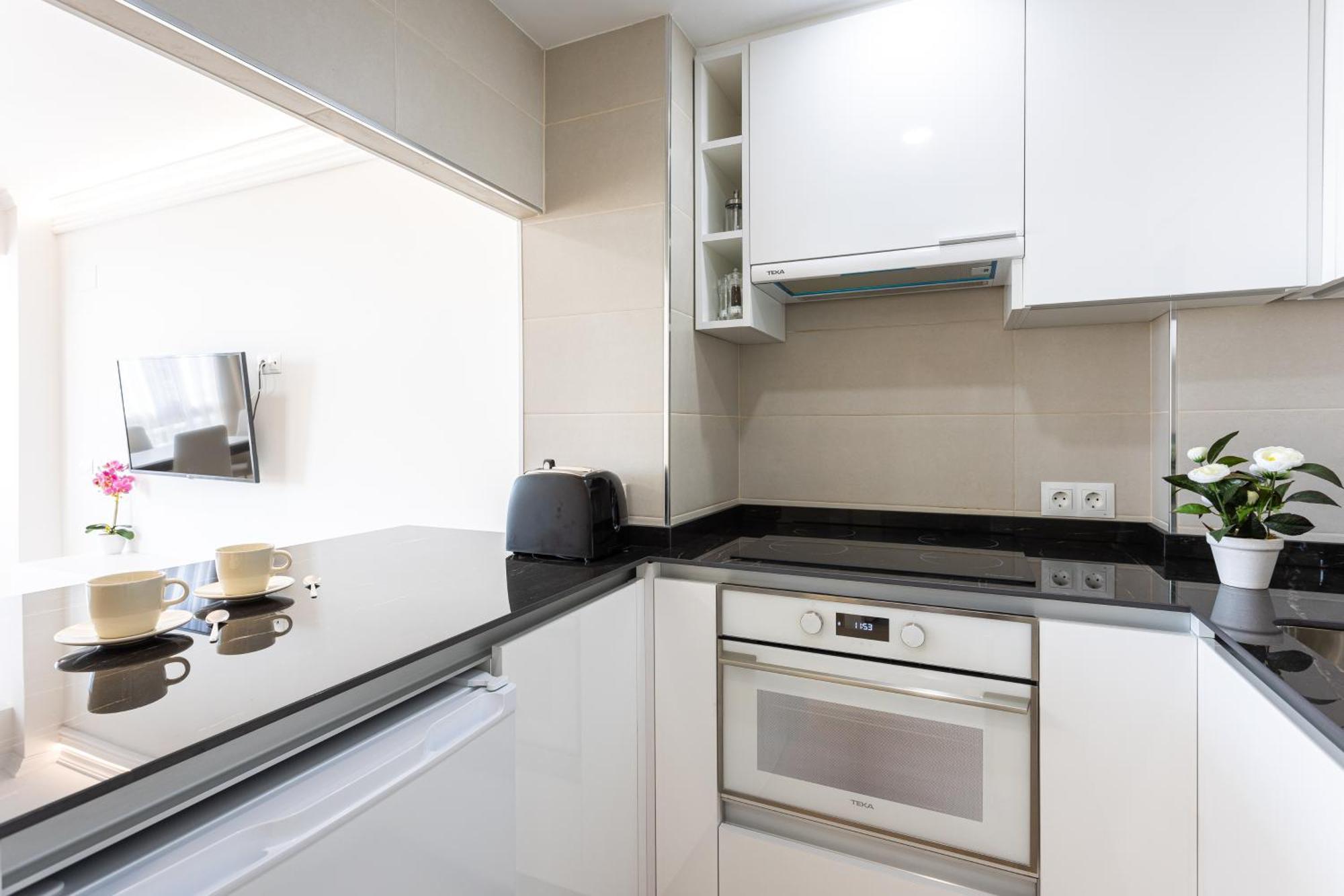 Blonzu Camboya Apartment Торемолинос Екстериор снимка